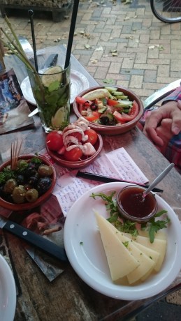 Our "appetizer" tapas. YUM.